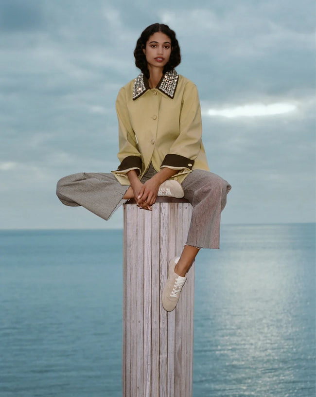 VER Taupe Suede Sneaker