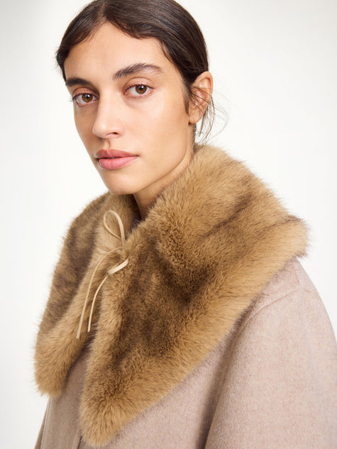 MAL Fur Collar