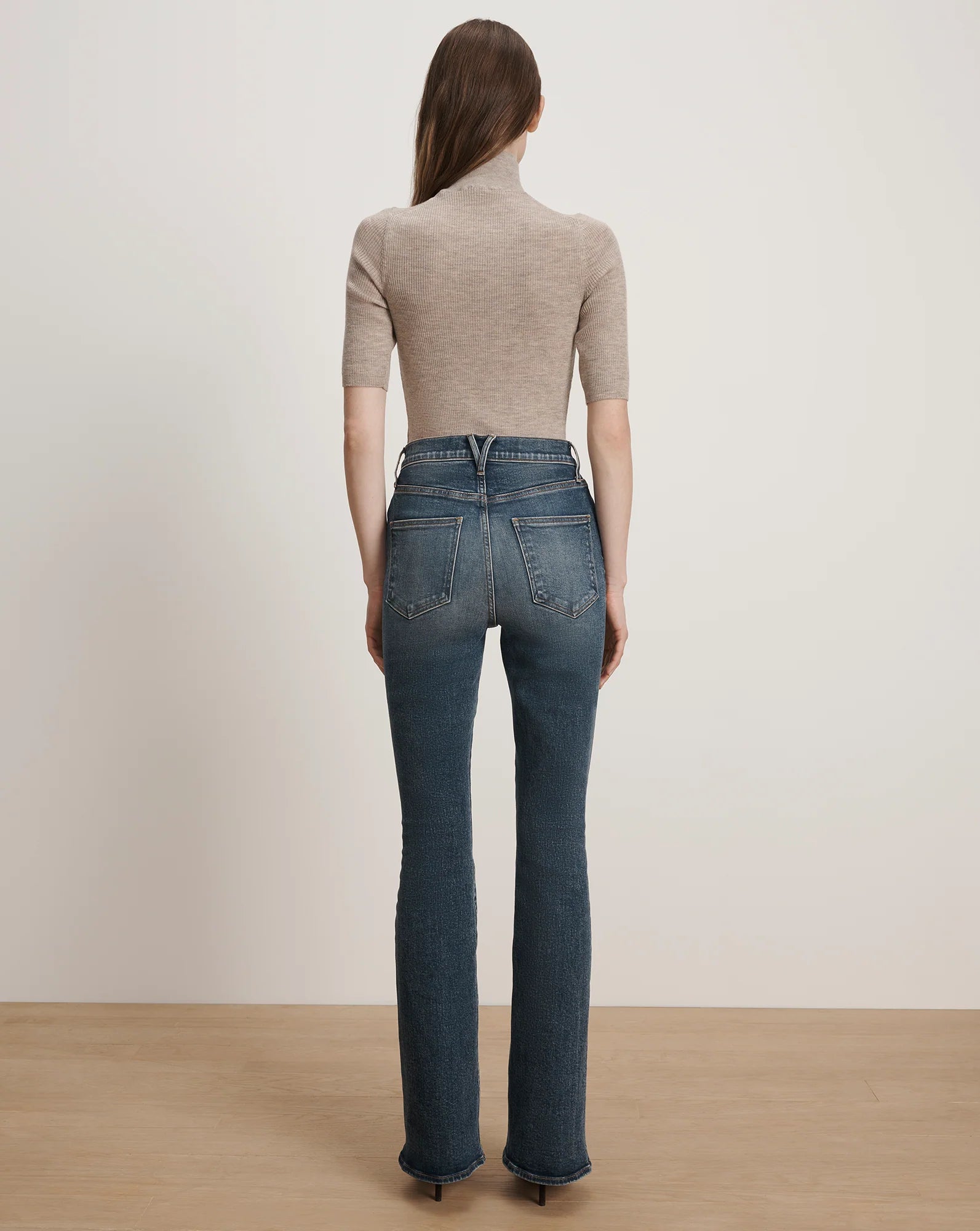 VER Mock Neck Short Sleeve Pullover