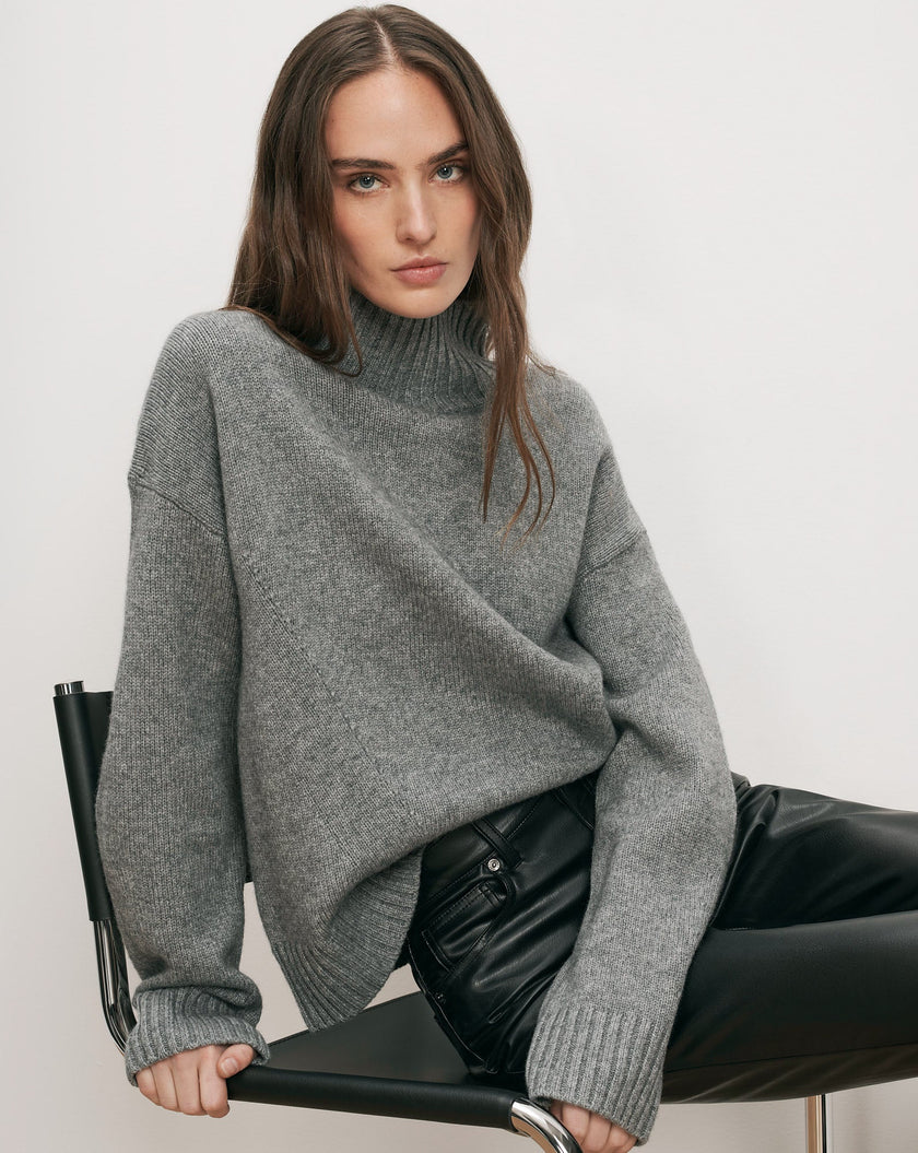 VER Mock Neck Knit Pullover