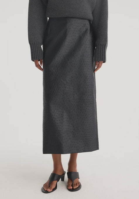 ROH Ostrich Column Skirt
