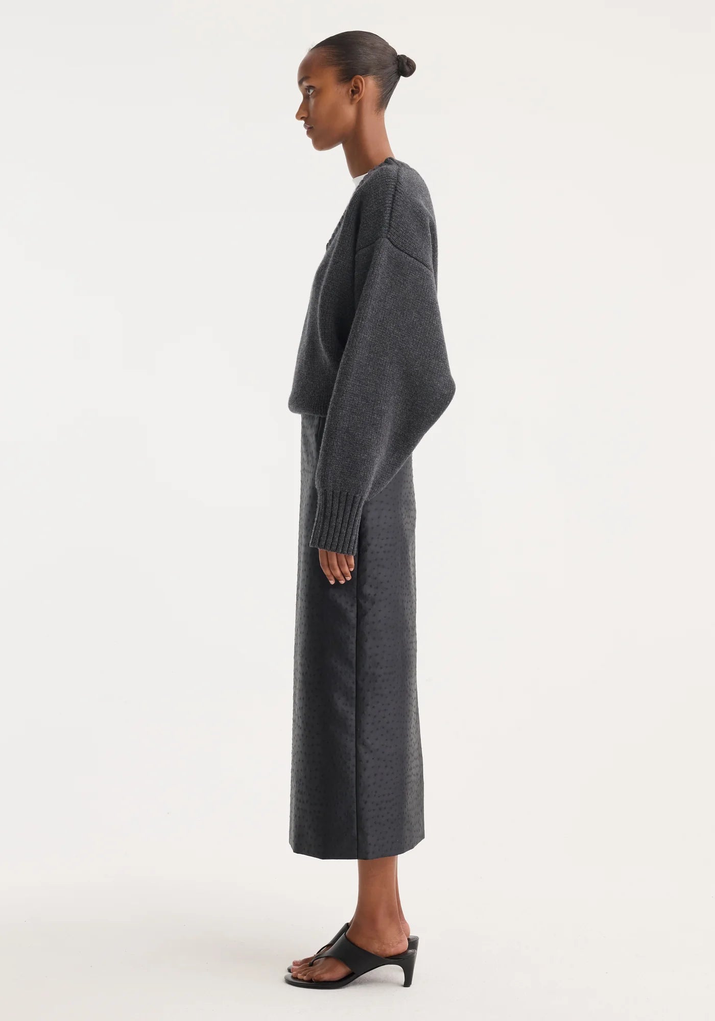 ROH Ostrich Column Skirt