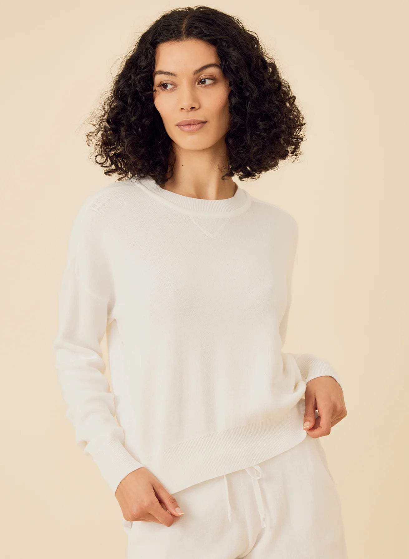 OGD White Lounge Set