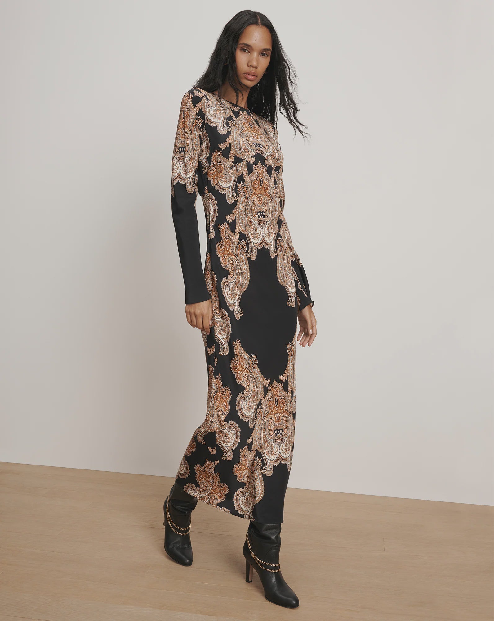 VER Black Paisley Midi Dress