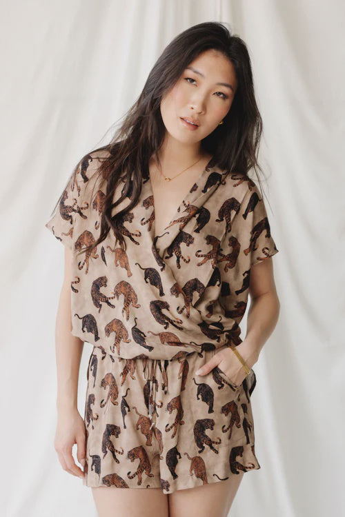 NAT Tiger Drawstring Short