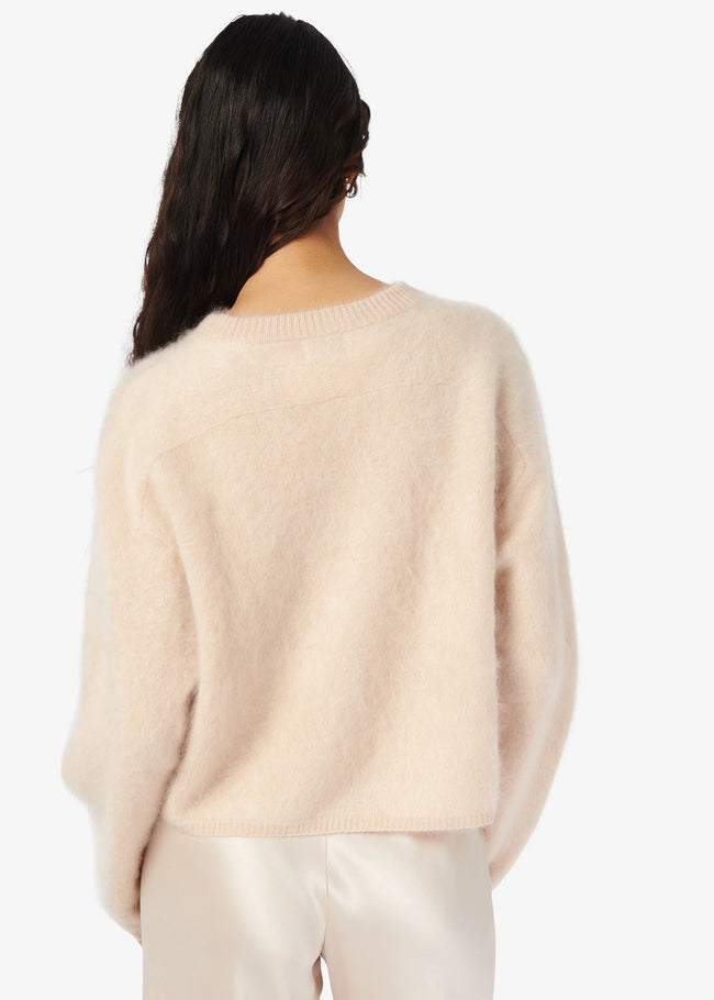CAM Fluffy Cashmere Sweater