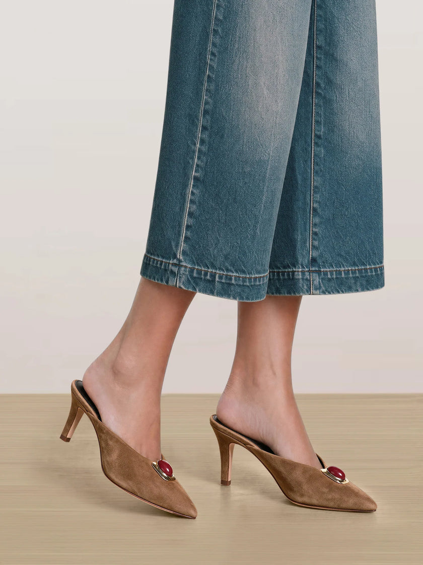 VER Stone Pointed Toe Pump