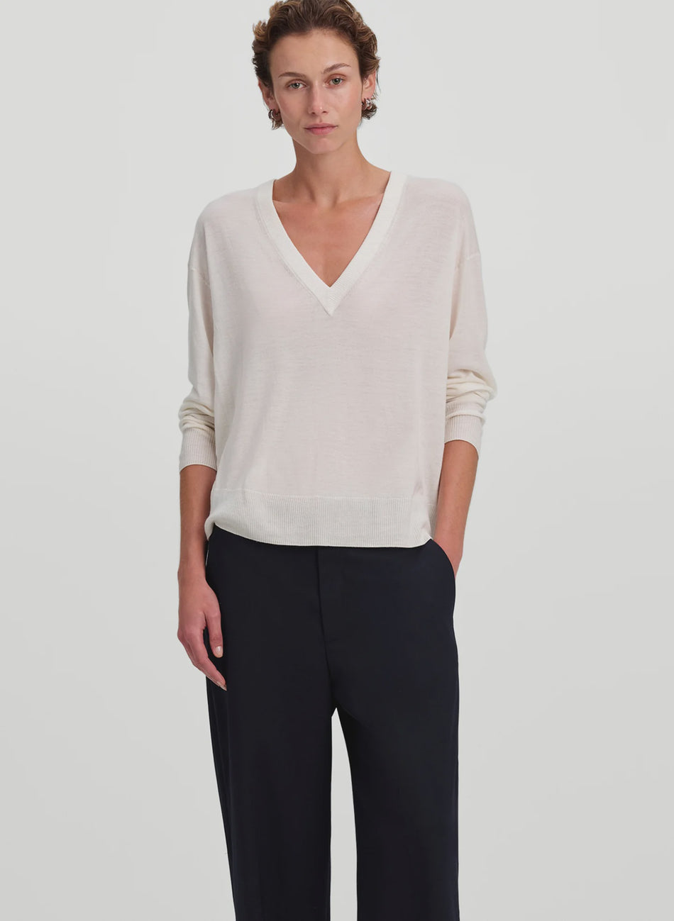 ALC Thin Ivory V Neck Sweater