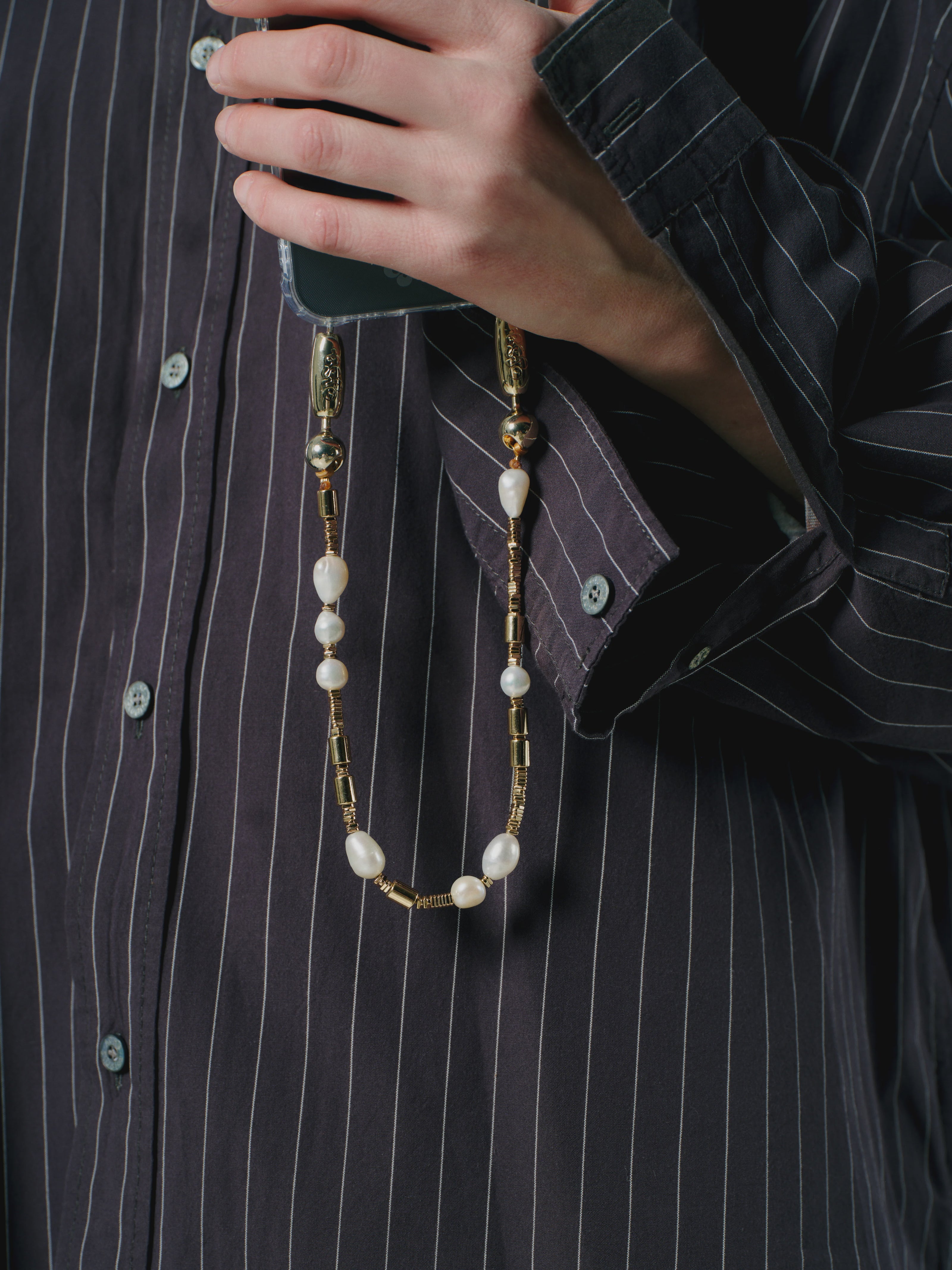 OSS Pearl Gold Banded Wrsitlet