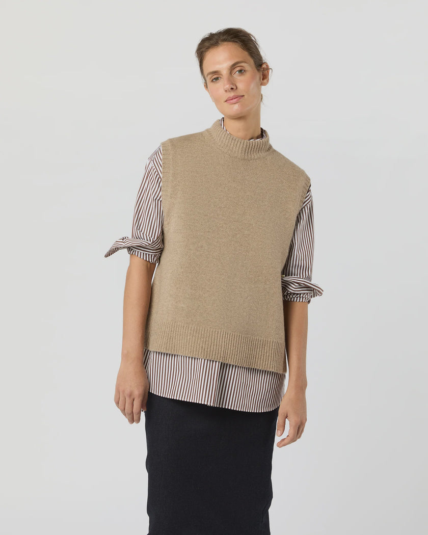 AM Mock Neck Cashmere Sweater Vest