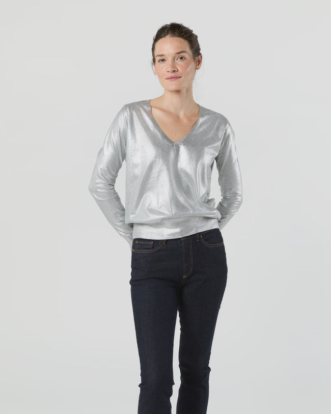 AM Metallic V Neck