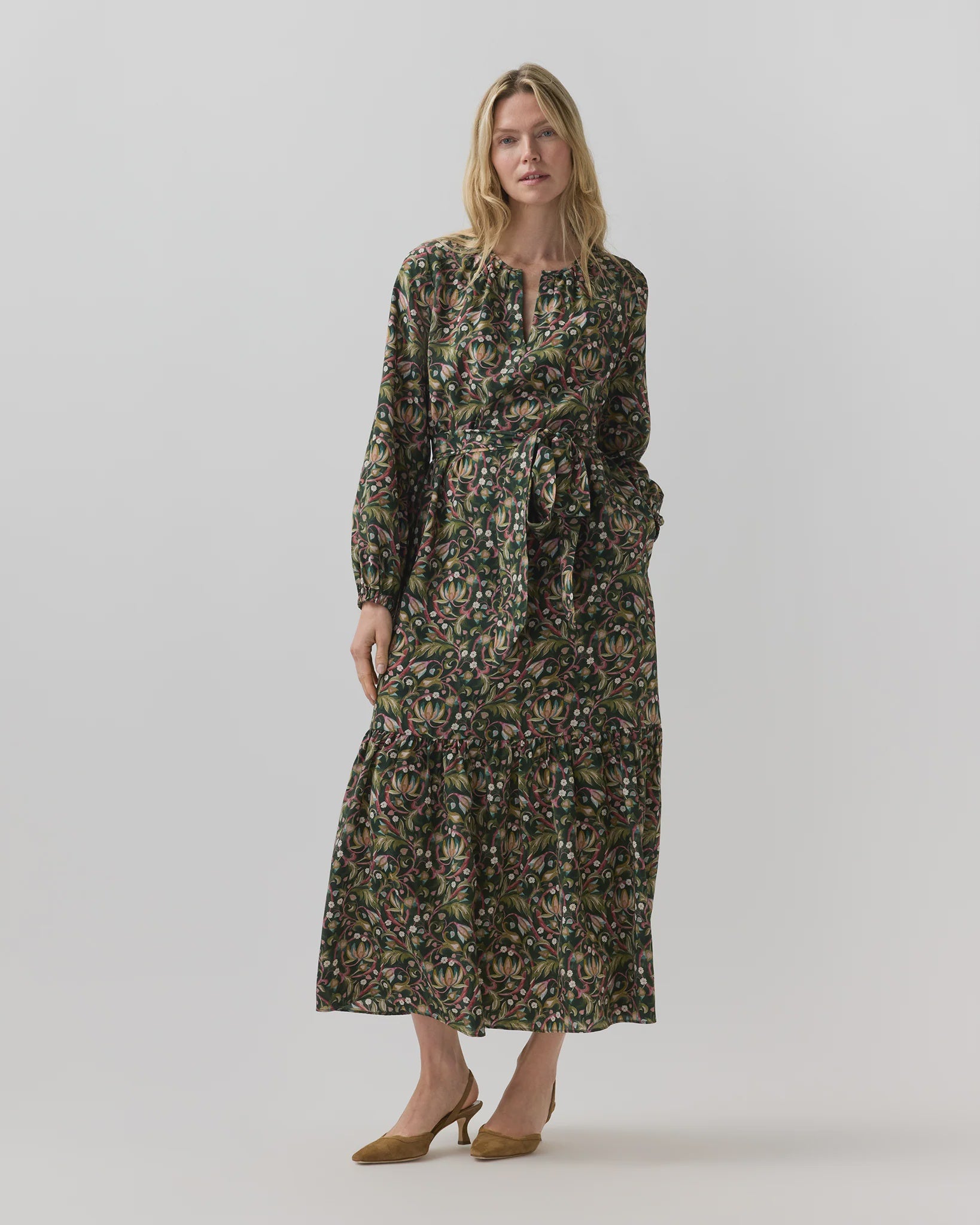 AM Round Neck Long Sleeve Maxi Dress