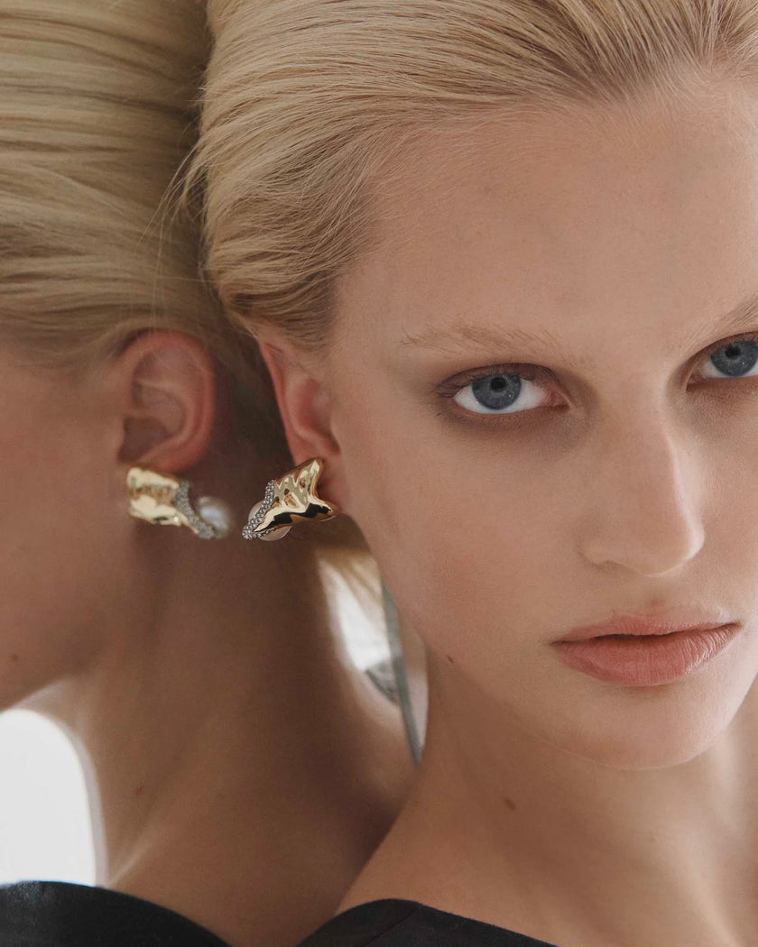 DEM Melted Pearl Earrings