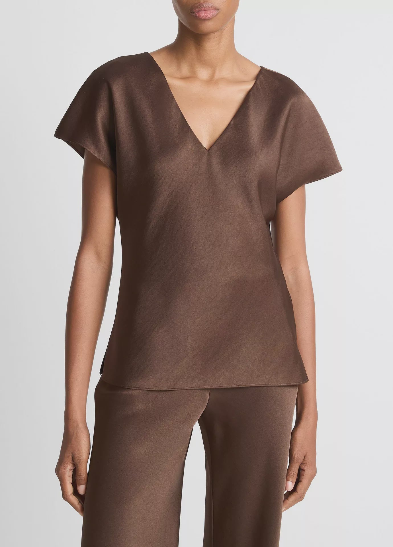 VIN Silky Short Sleeve V Neck