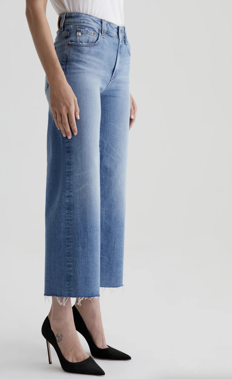 AG Mid-Rise Wide-Leg Crop