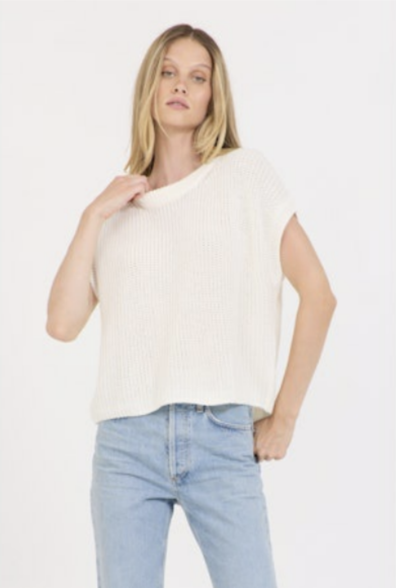 OGD Sleeveless Pullover