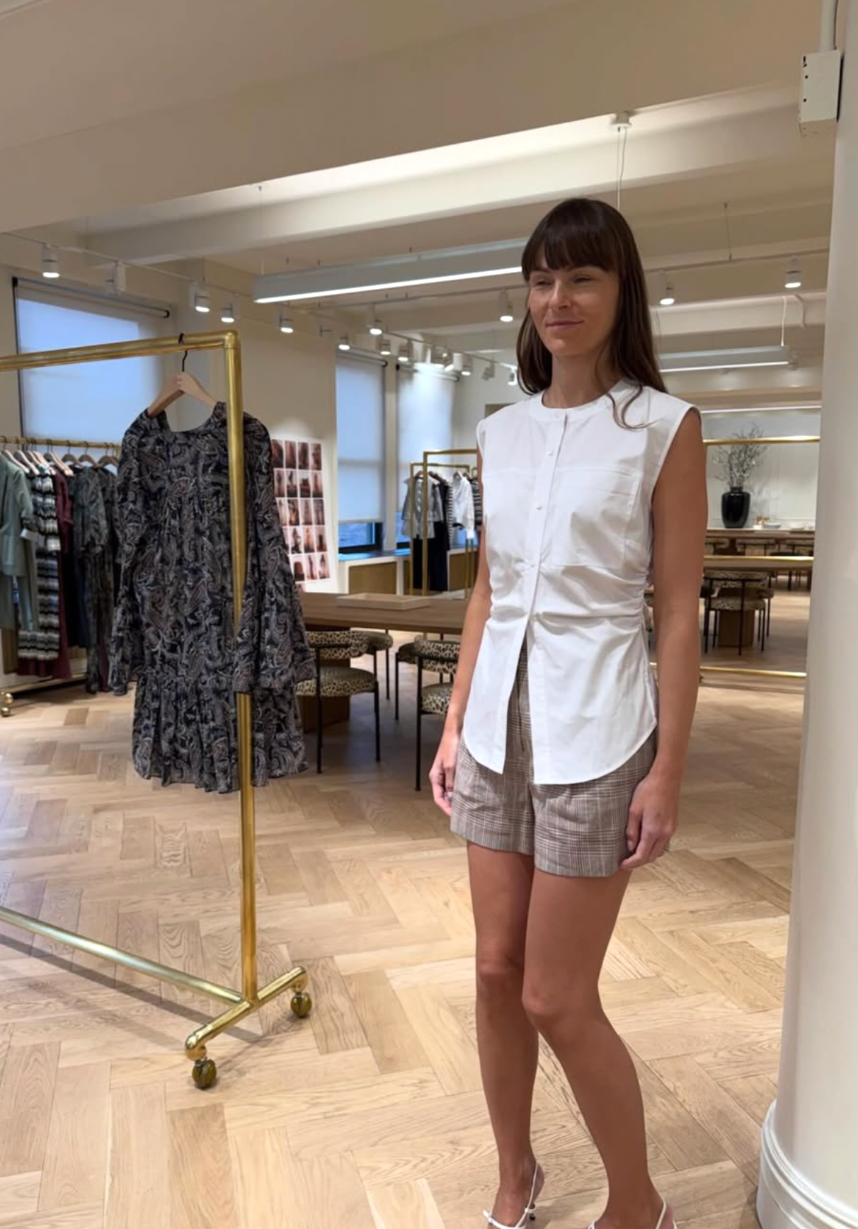VER Buttondown Sleeveless Top