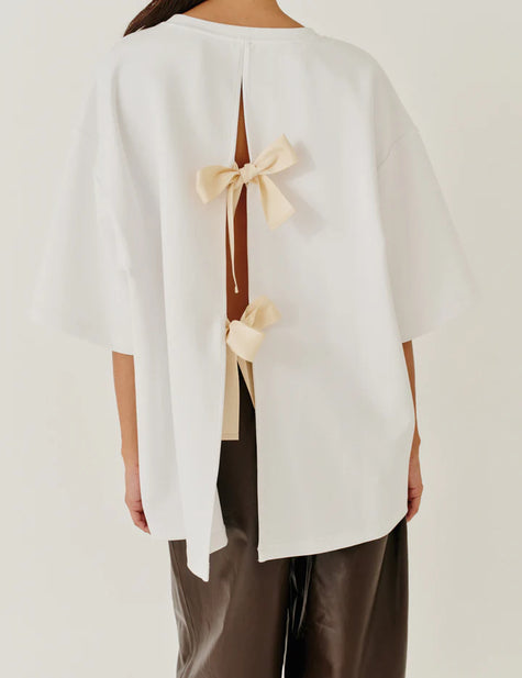 GAR Oversized Bow Tee