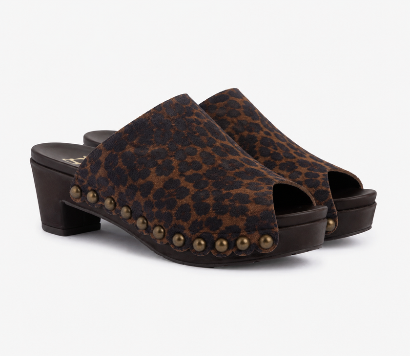 PG Leopard Clog