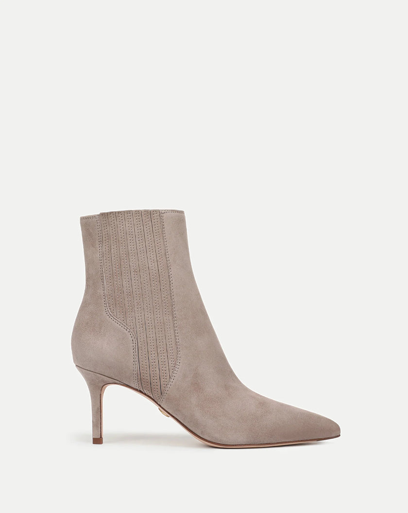 VER Suede Heeled Booties