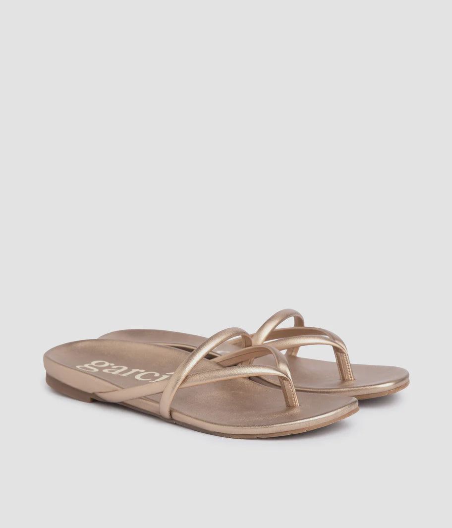 PG Strappy Signature Foobed Sandle