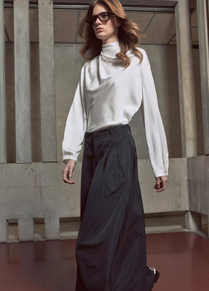 VIN Draped Long Sleeve Top