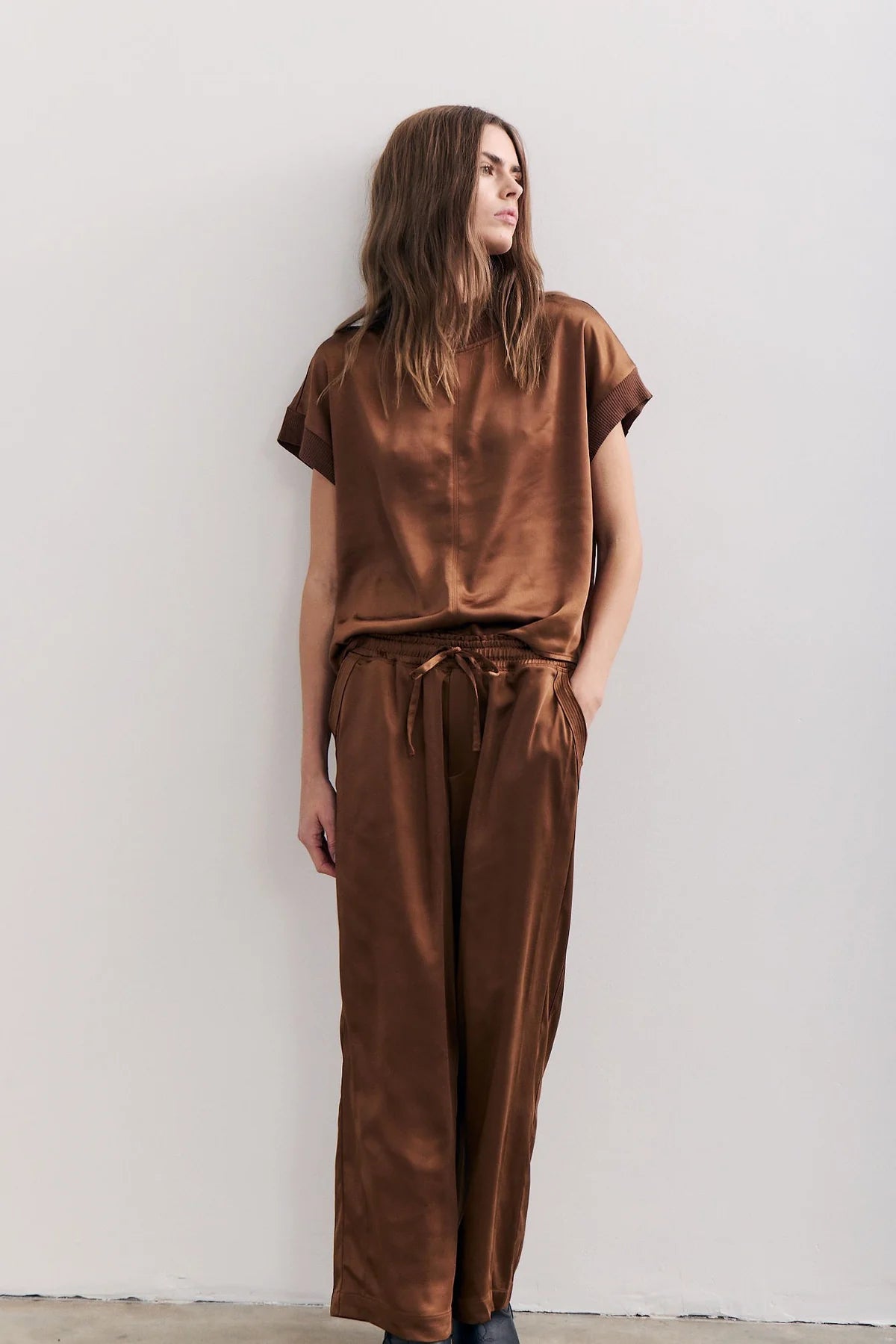 MN Satin Ribbed Top