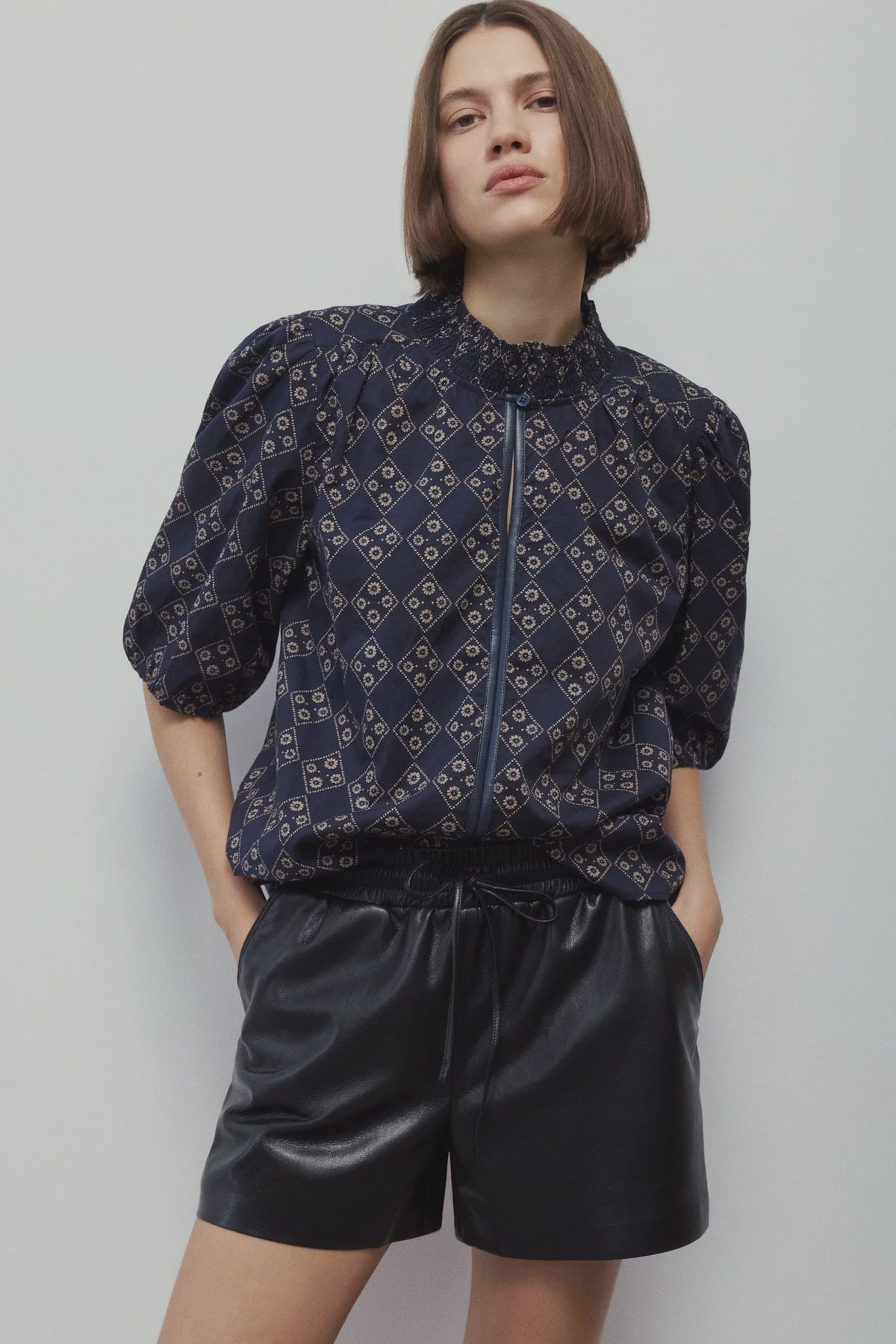 MN Printed Puff Sleeve Blouse