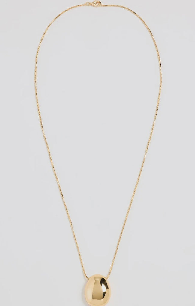 SHA Gold Pendant Necklace