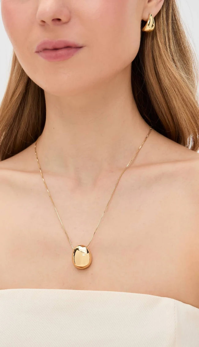 SHA Gold Pendant Necklace