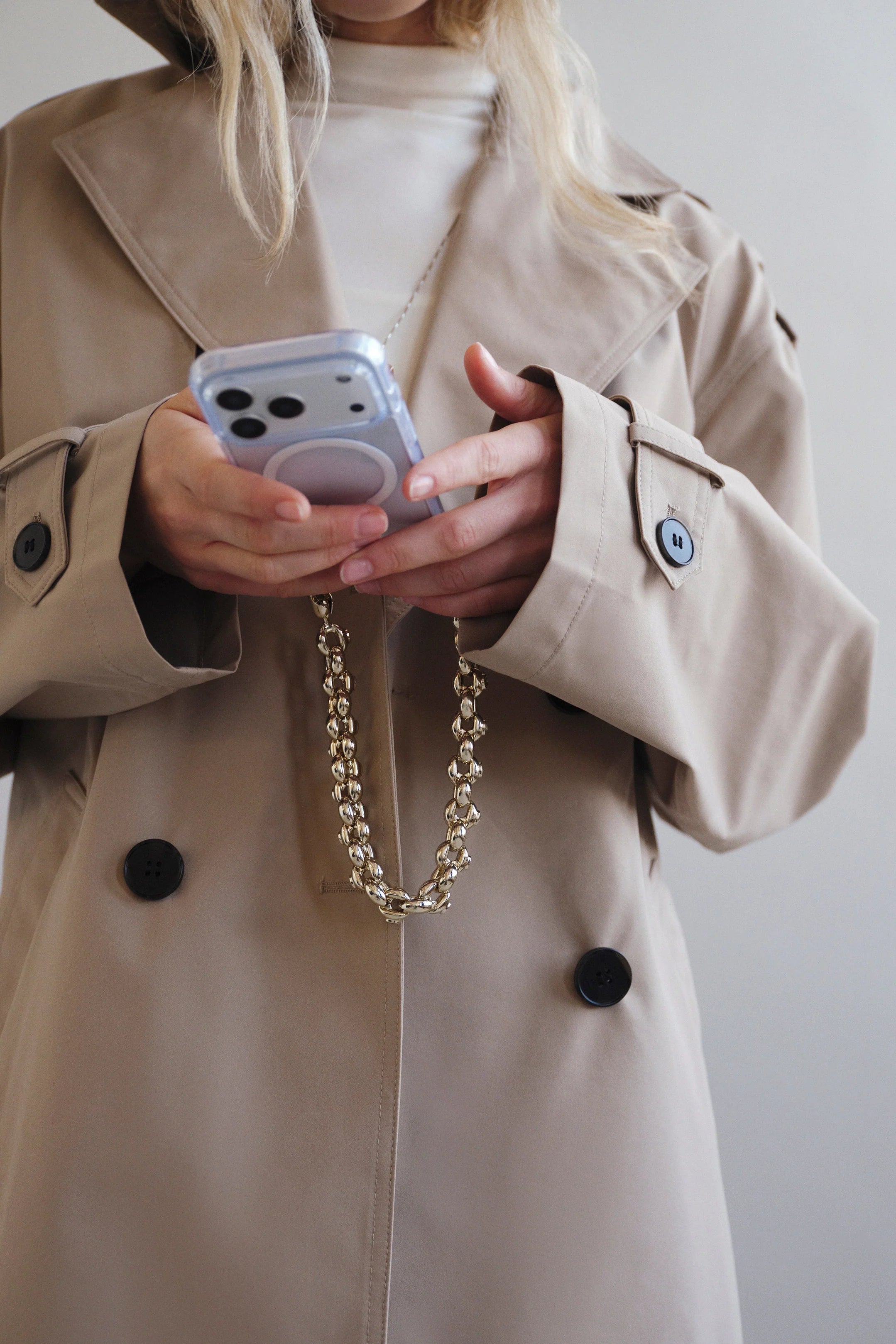 OSS Bubble Wristlet