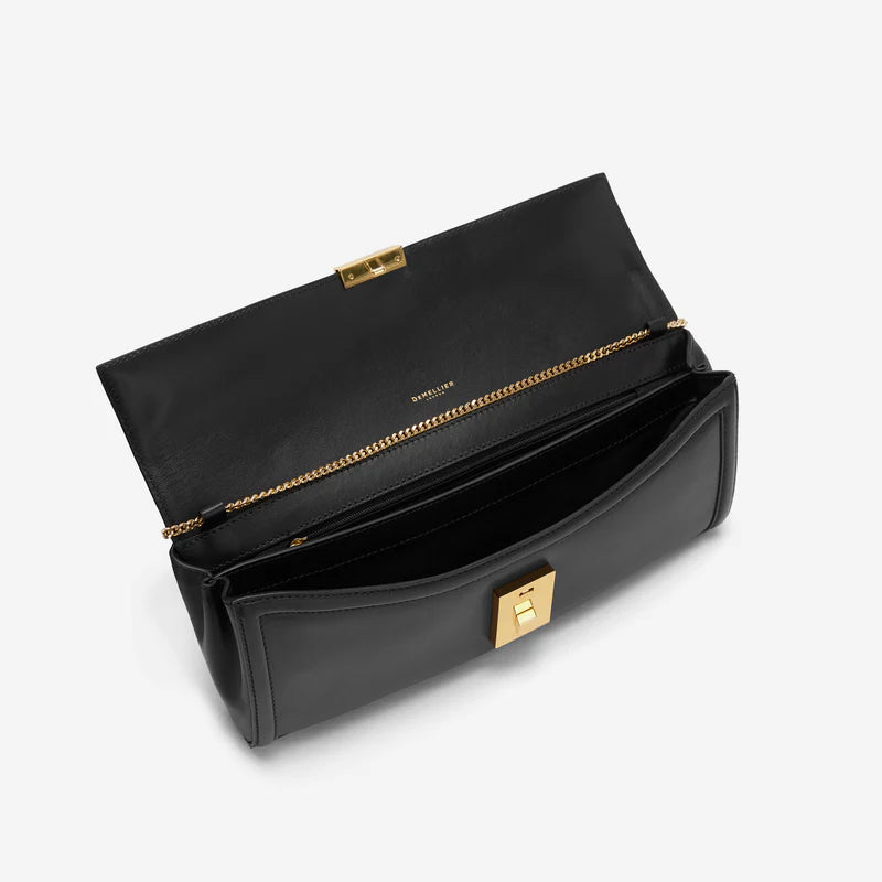 DE Black Smooth Clutch